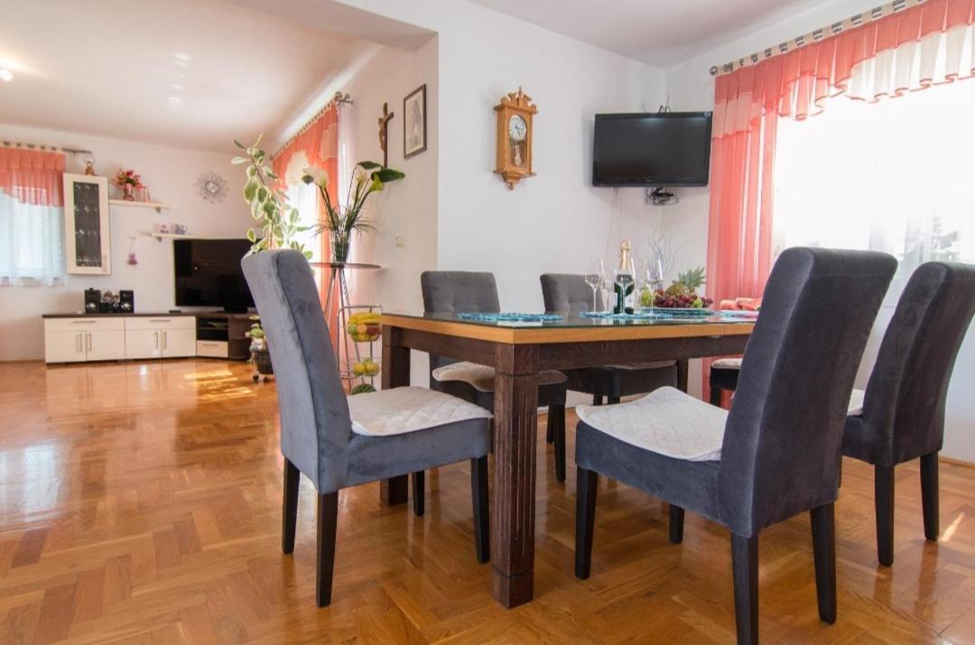 Apartment Antonella Fasana Fažana Eksteriør bilde